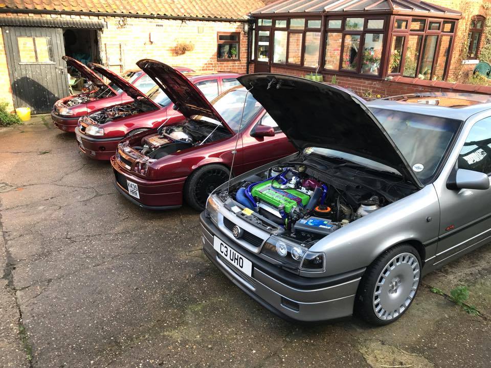 23905252_1515060915208848_6811272374399884941_n car lineup2